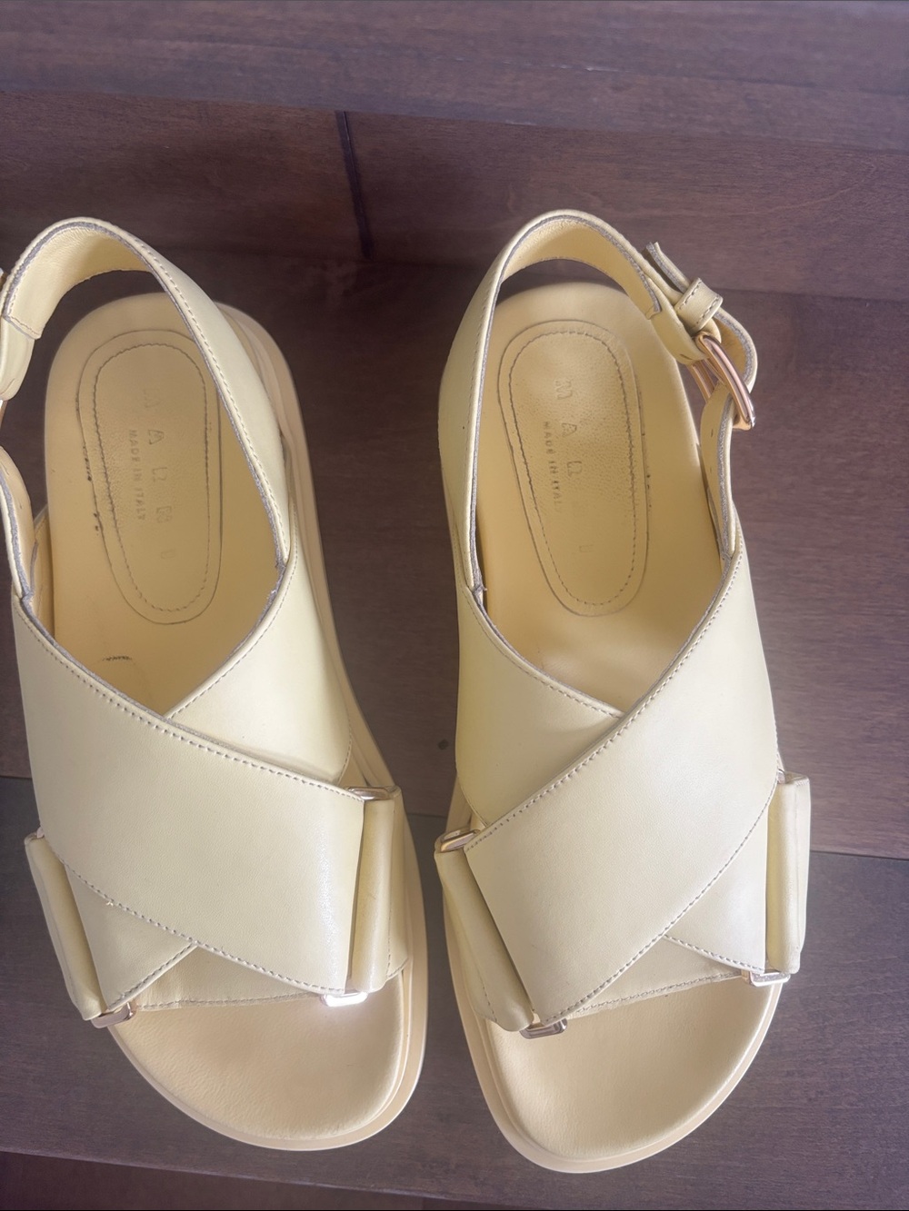 Marni Yellow Fussbett Sandals - Picture 2 of 8